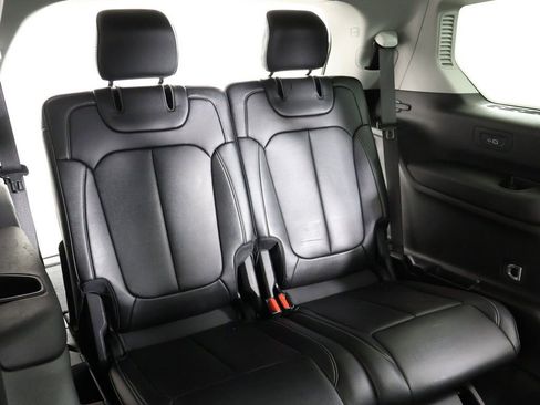 Used 2023 Jeep Grand Cherokee L Limited AWD/4WD image 42