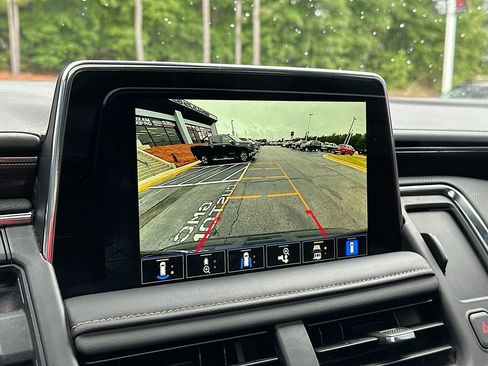 Used 2024 GMC Yukon AT4 w/ AT4 Premium Package AWD/4WD image 23