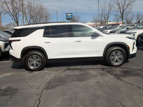 New 2026 Chevrolet Traverse LT image 7