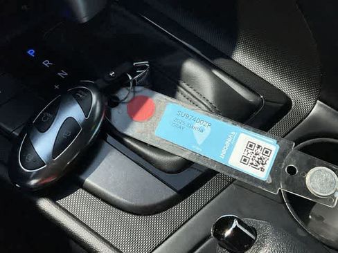 Used 2025 Hyundai Elantra Sport FWD image 26