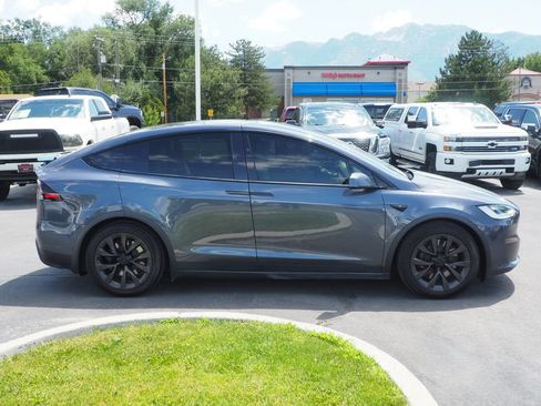 Used 2023 Tesla Model X AWD/4WD image 4