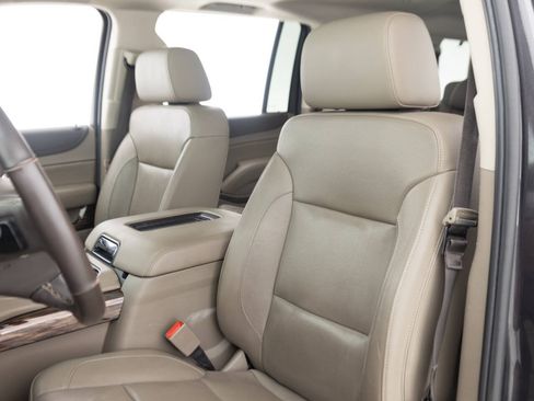 Used 2018 GMC Yukon XL SLT w/ Premium Edition AWD/4WD image 24