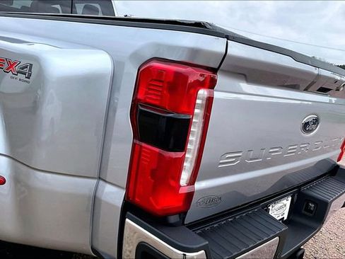 Used 2024 Ford F450 Lariat w/ FX4 Off-Road Package AWD/4WD image 8