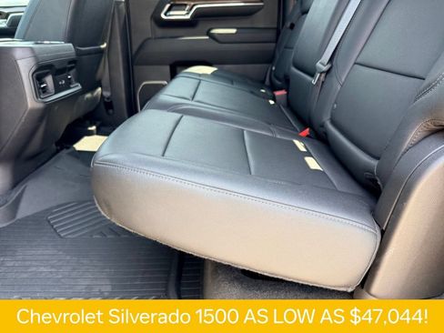 Used 2022 Chevrolet Silverado 1500 LT Trail Boss w/ LT Trail Boss Premium Package AWD/4WD image 22
