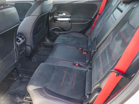 Certified 2021 Mercedes-Benz GLB 35 AMG GLB 35 AMG image 18