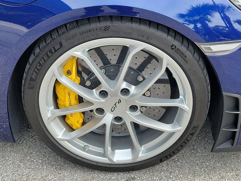 Certified 2020 Porsche 718 Cayman GT4 RWD image 13