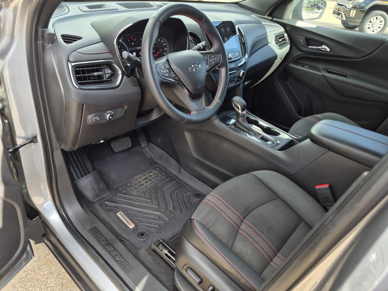 Certified 2023 Chevrolet Equinox RS FWD image 12
