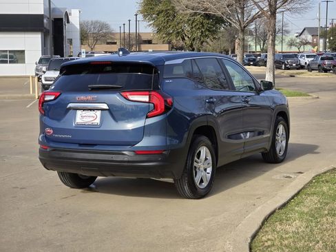 Used 2024 GMC Terrain SLE w/ Fleet Convenience Package image 8