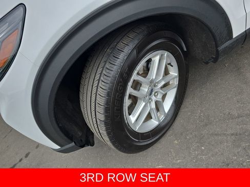 Used 2025 Ford Explorer Active RWD image 35