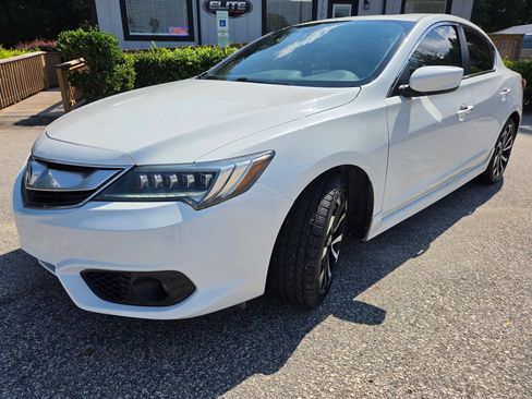 Used 2016 Acura ILX FWD image 2
