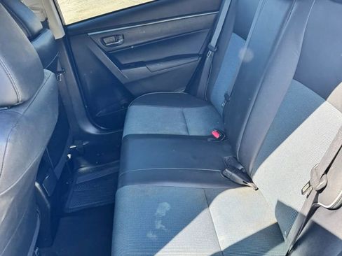 Used 2014 Toyota Corolla S image 17