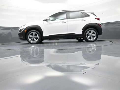 Certified 2023 Hyundai Kona SEL w/ Convenience Package AWD/4WD image 32