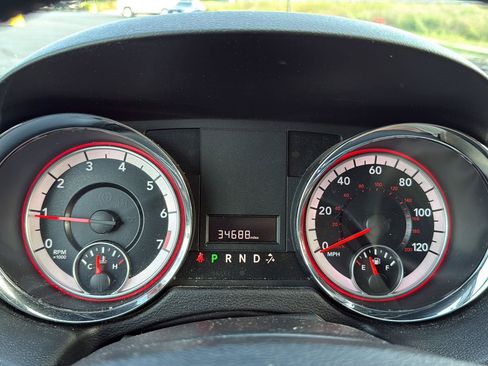 Used 2019 Dodge Grand Caravan SE FWD image 10