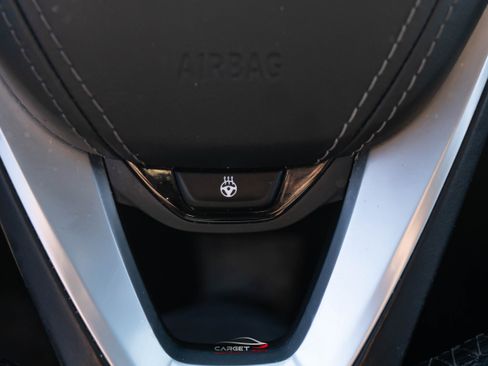 Used 2018 BMW 530i xDrive w/ Premium Package image 26