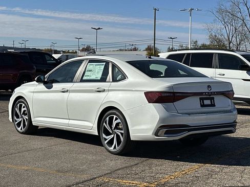 New 2026 Volkswagen Jetta SEL image 4