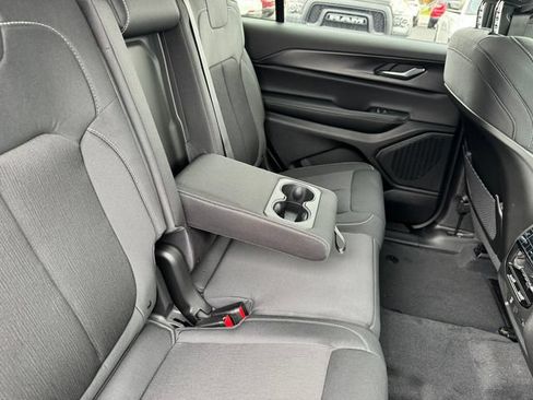 New 2026 Jeep Grand Cherokee L 4WD image 30