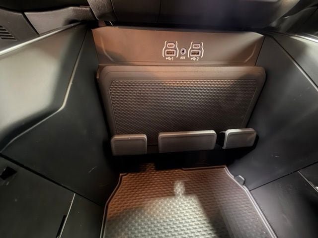 New 2027 RAM 1500 Express AWD/4WD image 14