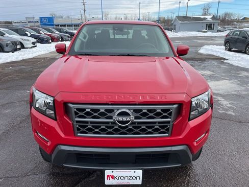 Used 2023 Nissan Frontier SV w/ SV Convenience Package AWD/4WD image 2