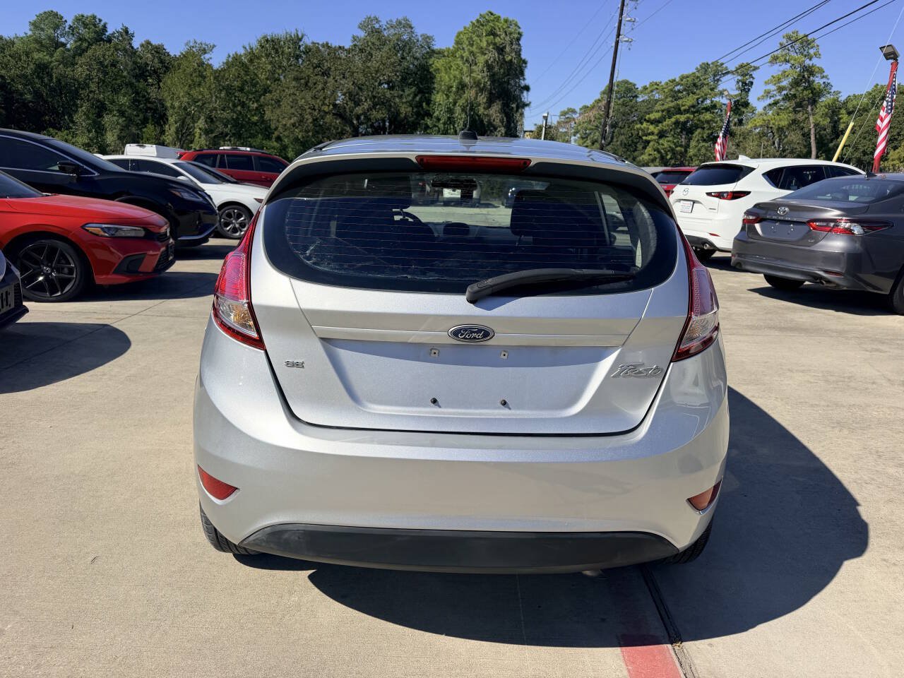 Used 2016 Ford Fiesta SE FWD image 9