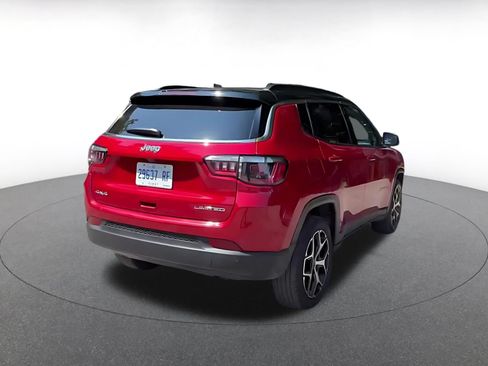Used 2025 Jeep Compass Limited AWD/4WD image 14