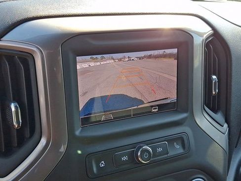 Certified 2025 Chevrolet Silverado 1500 Custom image 18