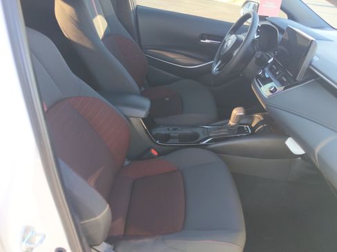 Certified 2024 Toyota Corolla SE image 33