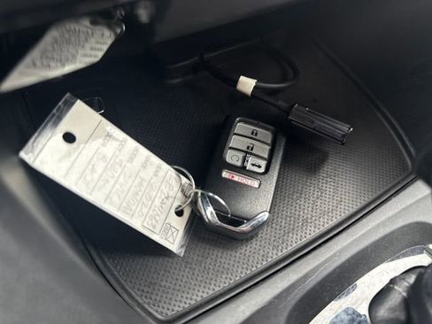 Used 2020 Honda Civic EX image 30