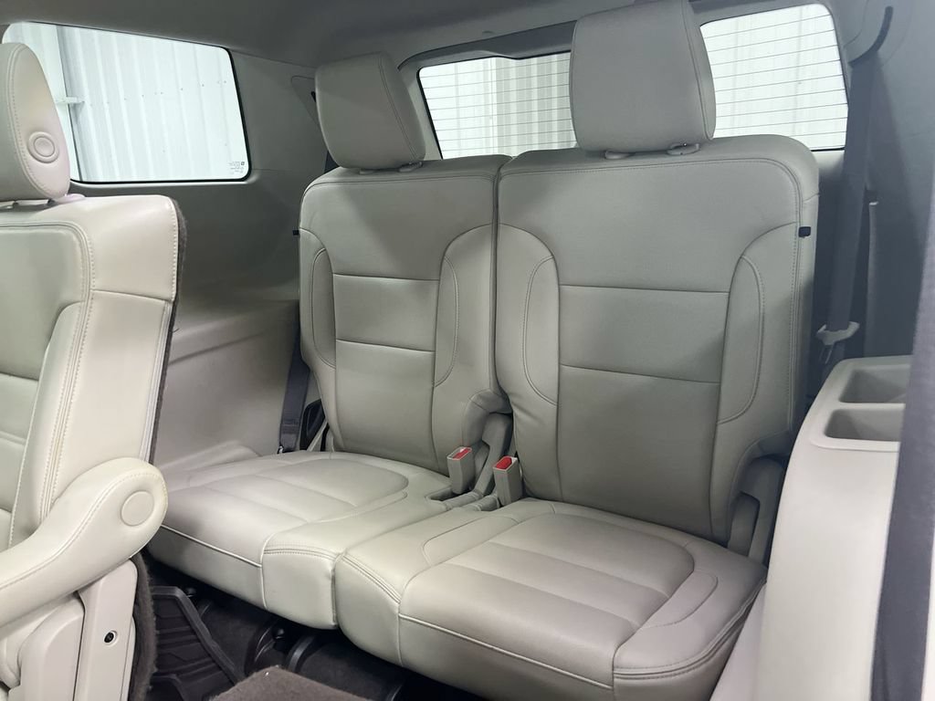 Used 2019 GMC Acadia Denali w/ Technology Package FWD image 25