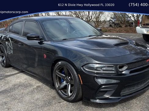 Used 2018 Dodge Charger SRT Hellcat w/ Harman/Kardon Audio Group image 7