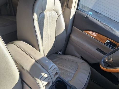 Used 2013 Lincoln MKX FWD image 9