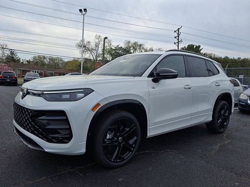 New 2026 Volkswagen Tiguan SE R-Line AWD/4WD image 2