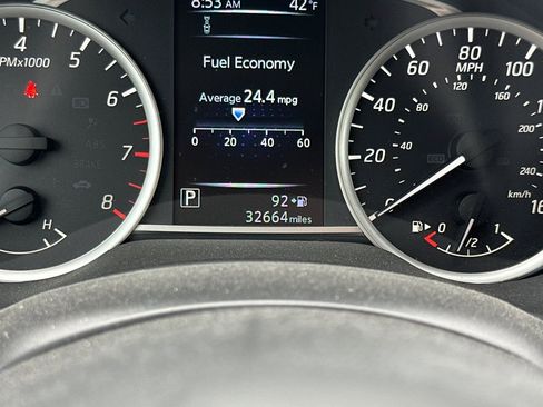 Used 2018 Nissan Sentra S image 32