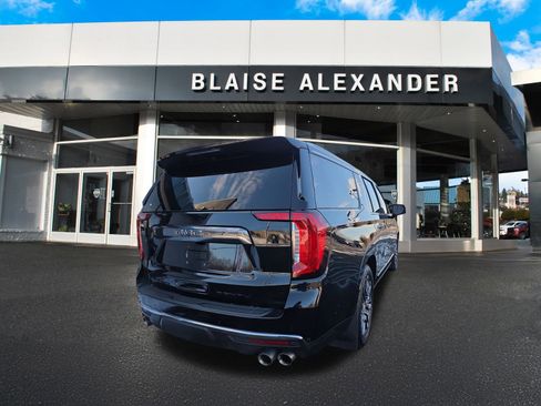 Used 2023 GMC Yukon XL Denali Ultimate image 5