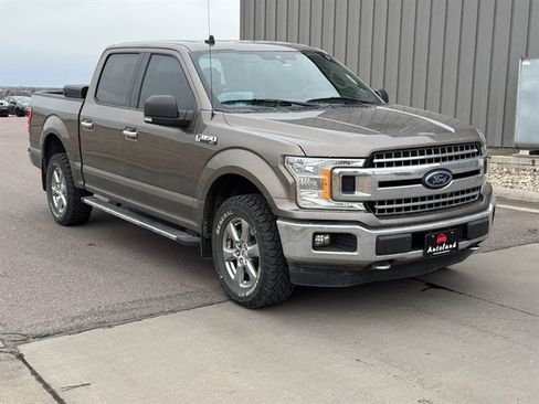 Used 2020 Ford F150 XLT w/ Equipment Group 302A Luxury image 3