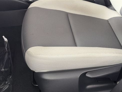 Used 2025 Toyota Corolla LE FWD image 19