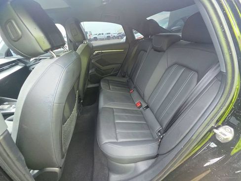 Used 2024 Audi A3 2.0T Premium FWD image 5