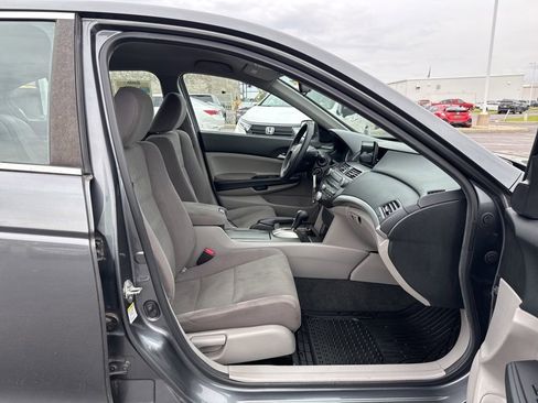 Used 2011 Honda Accord LX image 36