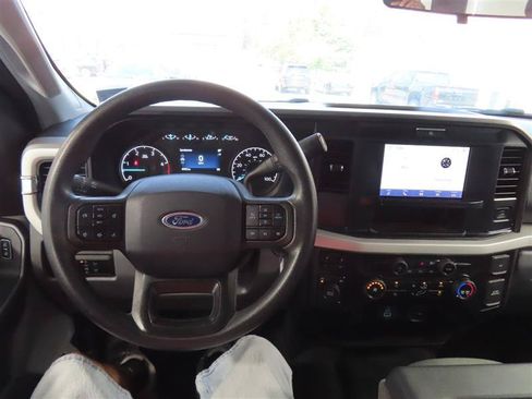 Used 2025 Ford F250 XLT AWD/4WD image 19
