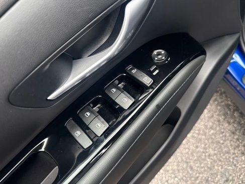 Certified 2022 Hyundai Tucson Limited AWD/4WD image 18