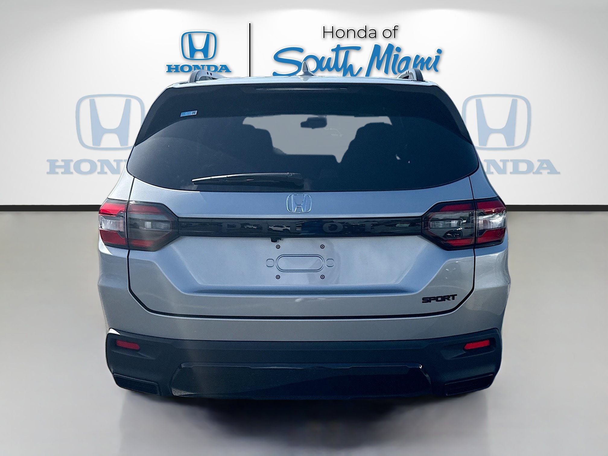 New 2026 Honda Pilot Sport image 6