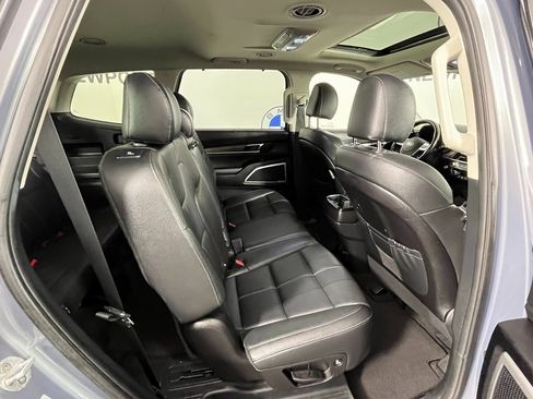 Used 2021 Kia Telluride EX image 21