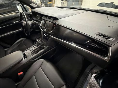 Certified 2024 Cadillac XT6 Sport w/ Technology Package image 30