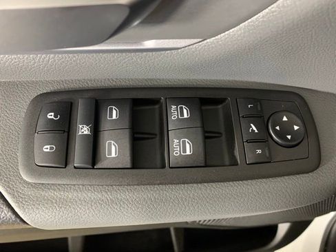 Used 2023 RAM 1500 Big Horn AWD/4WD image 29