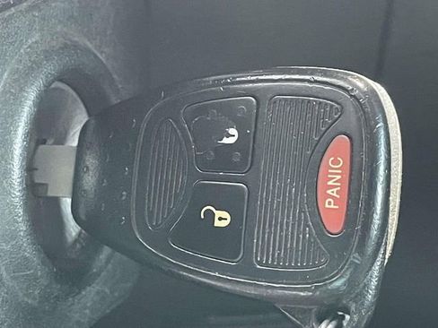 Used 2017 Jeep Wrangler Unlimited Sahara w/ Connectivity Group AWD/4WD image 24