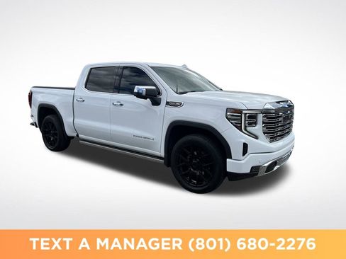 Used 2024 GMC Sierra 1500 Denali w/ Denali Reserve Package AWD/4WD image 7