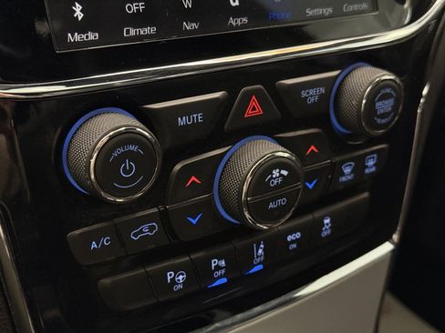 Used 2020 Jeep Grand Cherokee SRT image 54