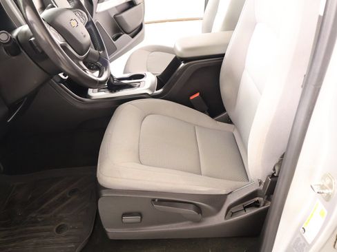 Used 2016 Chevrolet Colorado LT RWD image 11