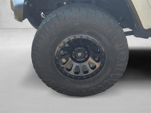 Used 2019 Jeep Wrangler Unlimited Rubicon image 25