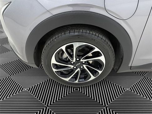 Used 2023 Chevrolet Bolt EUV Premier w/ Sun & Sound Package image 9