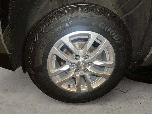 Used 2022 Chevrolet Tahoe LT AWD/4WD image 14